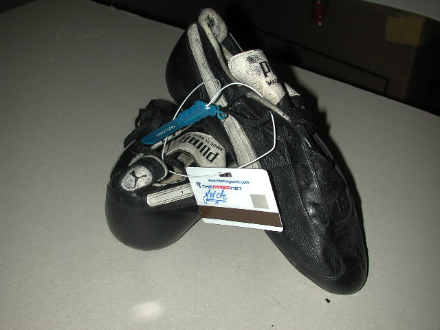 Botin usado por DIEGO ARMANDO MARADONA 1986 - Image 2