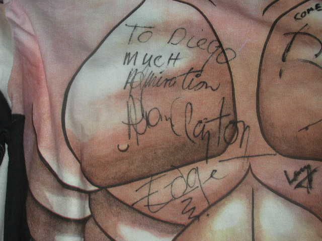 buzo BONO U2 autografiado - Image 3