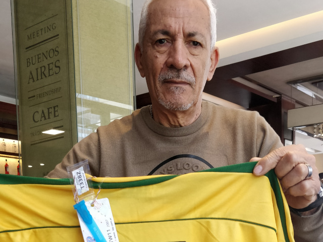 CAMISETA PELE FIRMADA, IDENTIFICADA Y REGISTRADA - Imagen 5